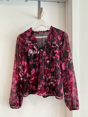 Size S Steve Madden blouse
